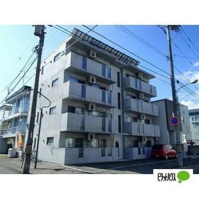 北海道札幌市白石区菊水六条１ 4階建 築11年6ヶ月