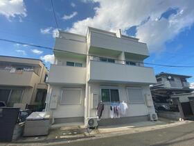 アヴァント大宮 3階建