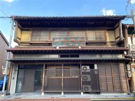 シェアハウス泰山堂 2階建