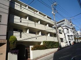 東京都豊島区高田２ 4階建