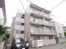 アローム南郷 4階建
