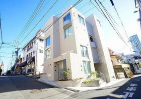 アスティーレ市谷柳町