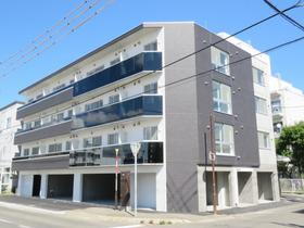 北海道札幌市北区北三十七条西８ 4階建 築6年10ヶ月
