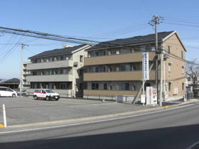 山形県山形市飯田西５ 3階建 築11年7ヶ月