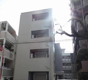 東京都目黒区中町２ 4階建 築3年4ヶ月