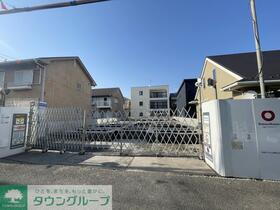 神奈川県大和市中央林間２ 3階建