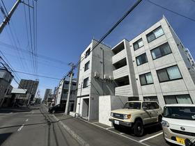 北海道札幌市中央区南十六条西９ 4階建 築2年5ヶ月