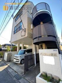 パスカル末広 3階建