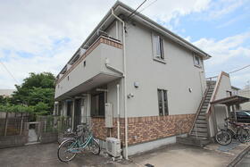 ヴィラ　キルシェＢ 2階建
