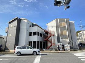 神奈川県川崎市麻生区片平３ 3階建 築2年5ヶ月