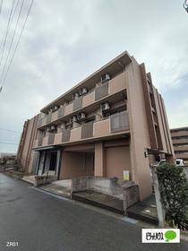 愛知県半田市山代町１ 3階建 築18年5ヶ月