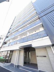 神奈川県横浜市西区中央２ 10階建