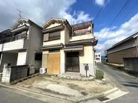 奈良県北葛城郡広陵町大字南 3階建