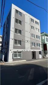 北海道札幌市東区北四十一条東１２ 5階建 築1年7ヶ月