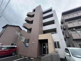 バンベール中津瀬 5階建