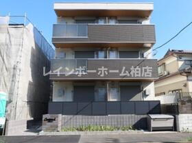千葉県柏市中十余二 3階建 築1年未満