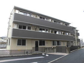 千葉県流山市おおたかの森北１ 3階建 築7年9ヶ月