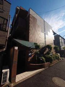 東京都豊島区池袋２ 4階建 築31年6ヶ月