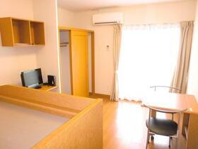 沖縄県那覇市安謝１ 3階建 築22年1ヶ月