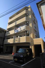 愛媛県松山市立花３ 5階建 築15年6ヶ月