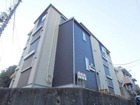 神奈川県川崎市宮前区土橋４ 3階建 築9年7ヶ月