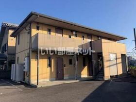 愛媛県新居浜市坂井町３ 2階建 築21年5ヶ月