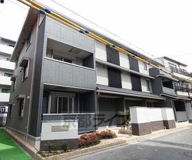 京都府京都市北区北野上白梅町 3階建 築2年10ヶ月