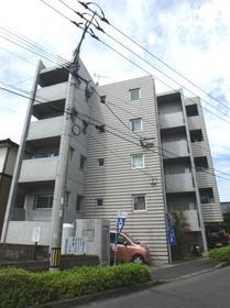 鹿児島県鹿児島市東谷山２ 5階建