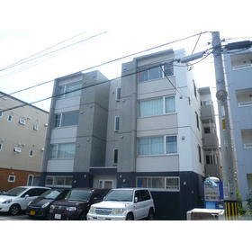 北海道札幌市豊平区豊平七条１０ 4階建 築13年9ヶ月