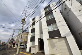 北海道札幌市南区澄川四条２ 4階建 築10年6ヶ月