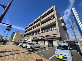 新潟県新潟市中央区鐙１ 賃貸マンション