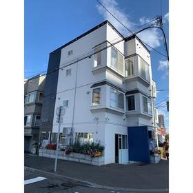 北海道札幌市豊平区平岸四条６ 3階建 築25年5ヶ月