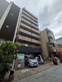 福岡県福岡市博多区下川端町 10階建