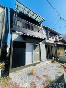 貝塚市小瀬１丁目一戸建て