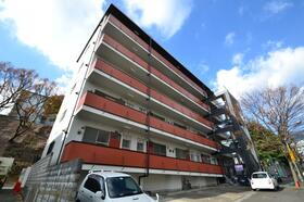 アーバン六甲 5階建