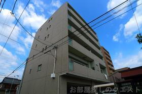 愛知県名古屋市昭和区菊園町５ 6階建 築15年11ヶ月