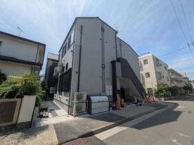 東京都江戸川区東小岩６ 2階建 