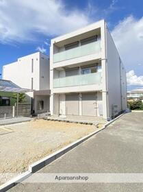 大阪府堺市北区百舌鳥西之町２ 3階建 築2年2ヶ月