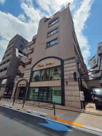 東京都八王子市明神町３ 6階建 築22年6ヶ月