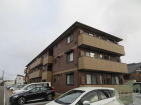 宮城県仙台市太白区富沢西４ 3階建 築8年5ヶ月