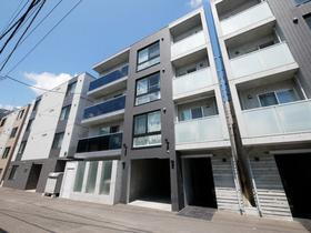 北海道札幌市中央区南七条西１２ 4階建 築9年4ヶ月