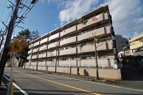 神奈川県川崎市麻生区細山２ 4階建 築31年3ヶ月