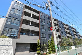 東京都日野市多摩平２ 6階建 築4年3ヶ月