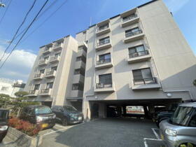 兵庫県神戸市兵庫区荒田町３ 7階建 築26年11ヶ月