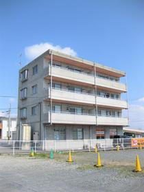 群馬県高崎市寺尾町 4階建