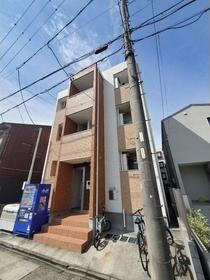 愛知県名古屋市北区清水５ 3階建 築7年3ヶ月