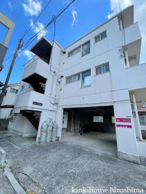 広島県広島市佐伯区美の里１ 3階建 築46年2ヶ月