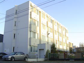 北海道札幌市中央区南七条西１８ 4階建 築36年8ヶ月