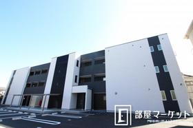 愛知県豊田市美里１ 3階建 築6年5ヶ月
