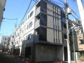 東京都目黒区原町１ 4階建 築6年6ヶ月